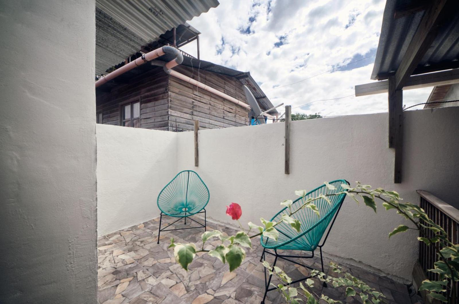 Hostal Don Cenobio Flores Exterior foto